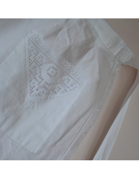 GREMBIULINO CREMA CON RICAMO