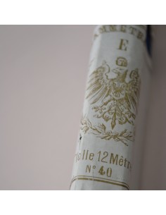 FAZZOLETTO CENTRO RICAMATO A MANO "Annunciata" 2