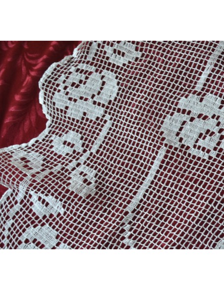 TOVAGLIETTA REALIZZATA AD UNCINETTO diam.88